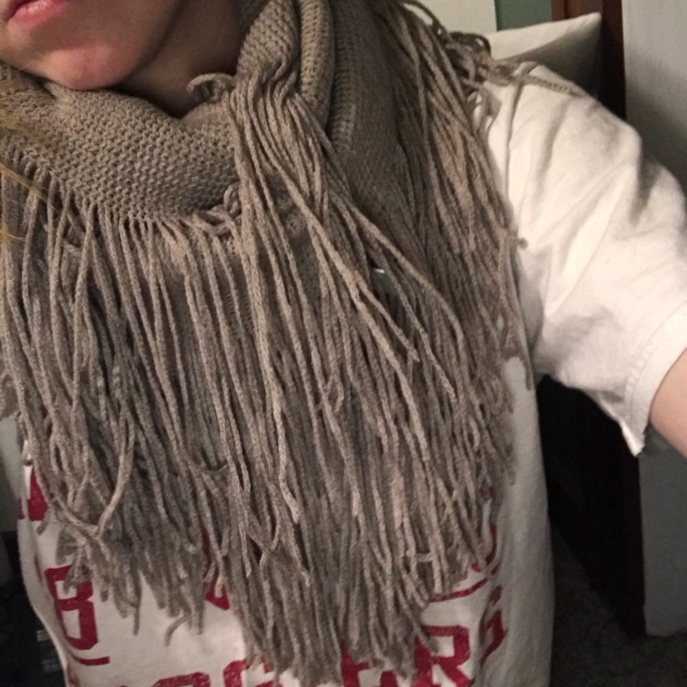 Fringed scarf!!